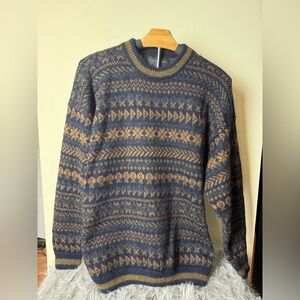 100% Alpaca Wool Blend Handmade Peruvian Sweater   large